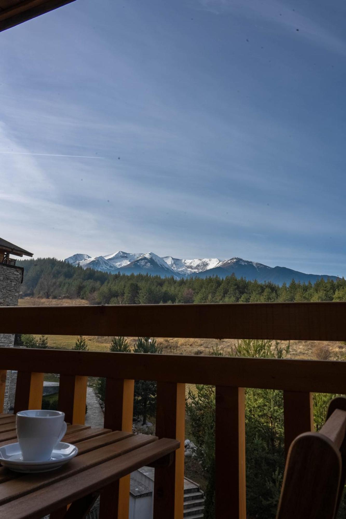 St. John Hill Apartment, Bansko Bagian luar foto