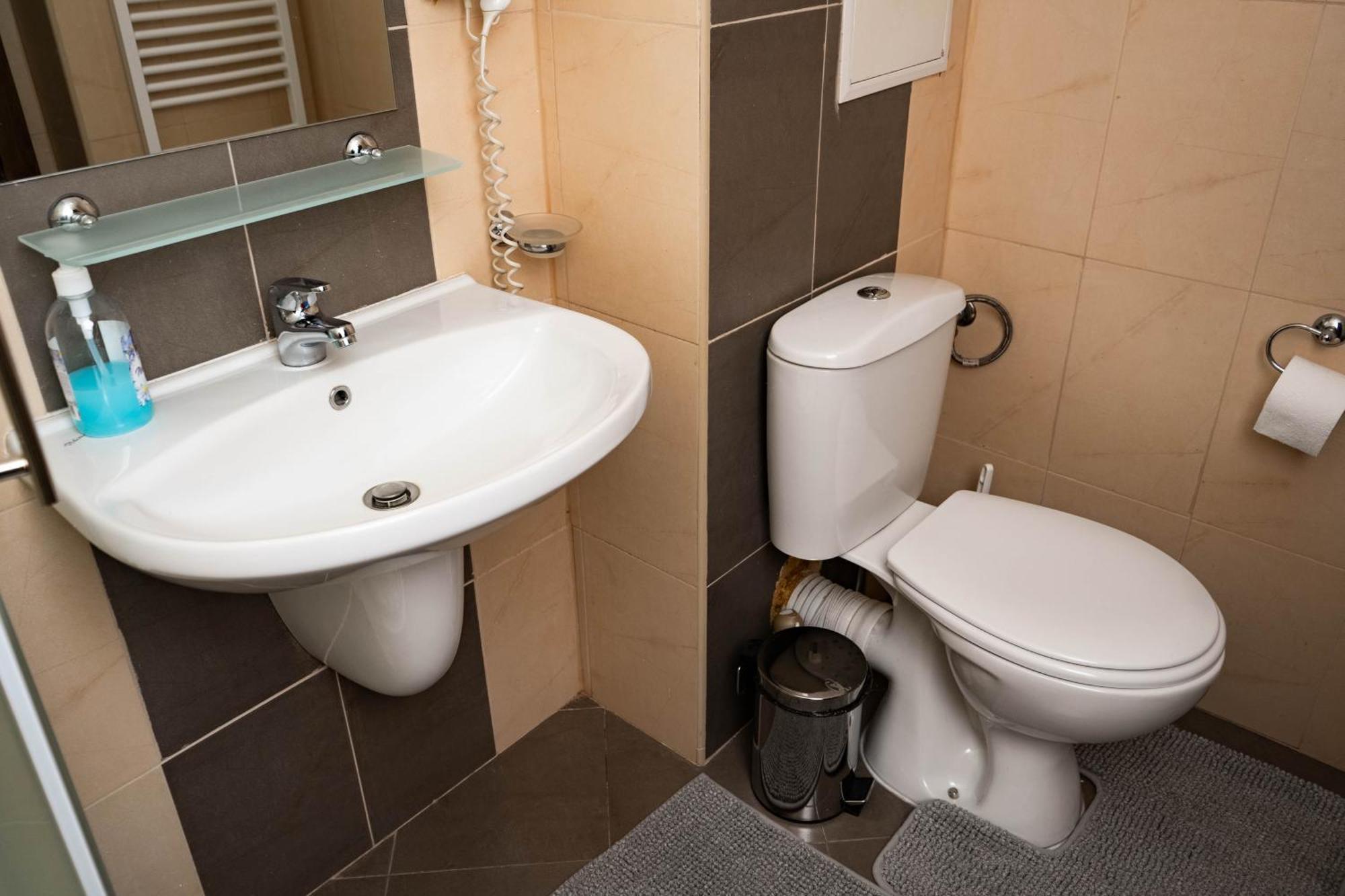 St. John Hill Apartment, Bansko Bagian luar foto